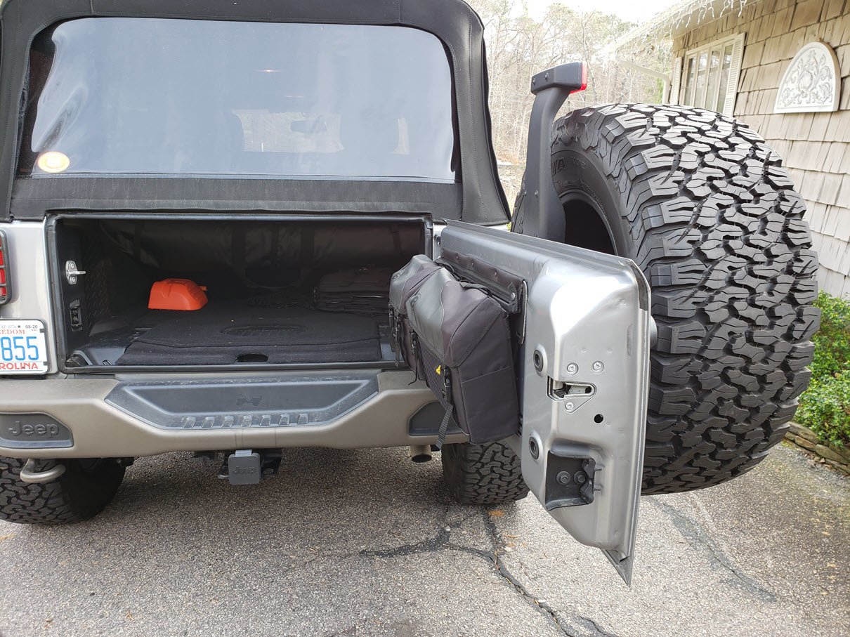 Bestop 5413635 RoughRider Tailgate Organizer for 8718 Jeep Wrangler